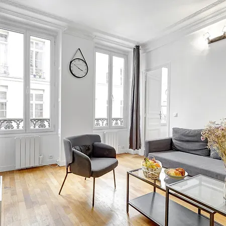 Elegance Haussmannienne Au Coeur Du Marais Apartment